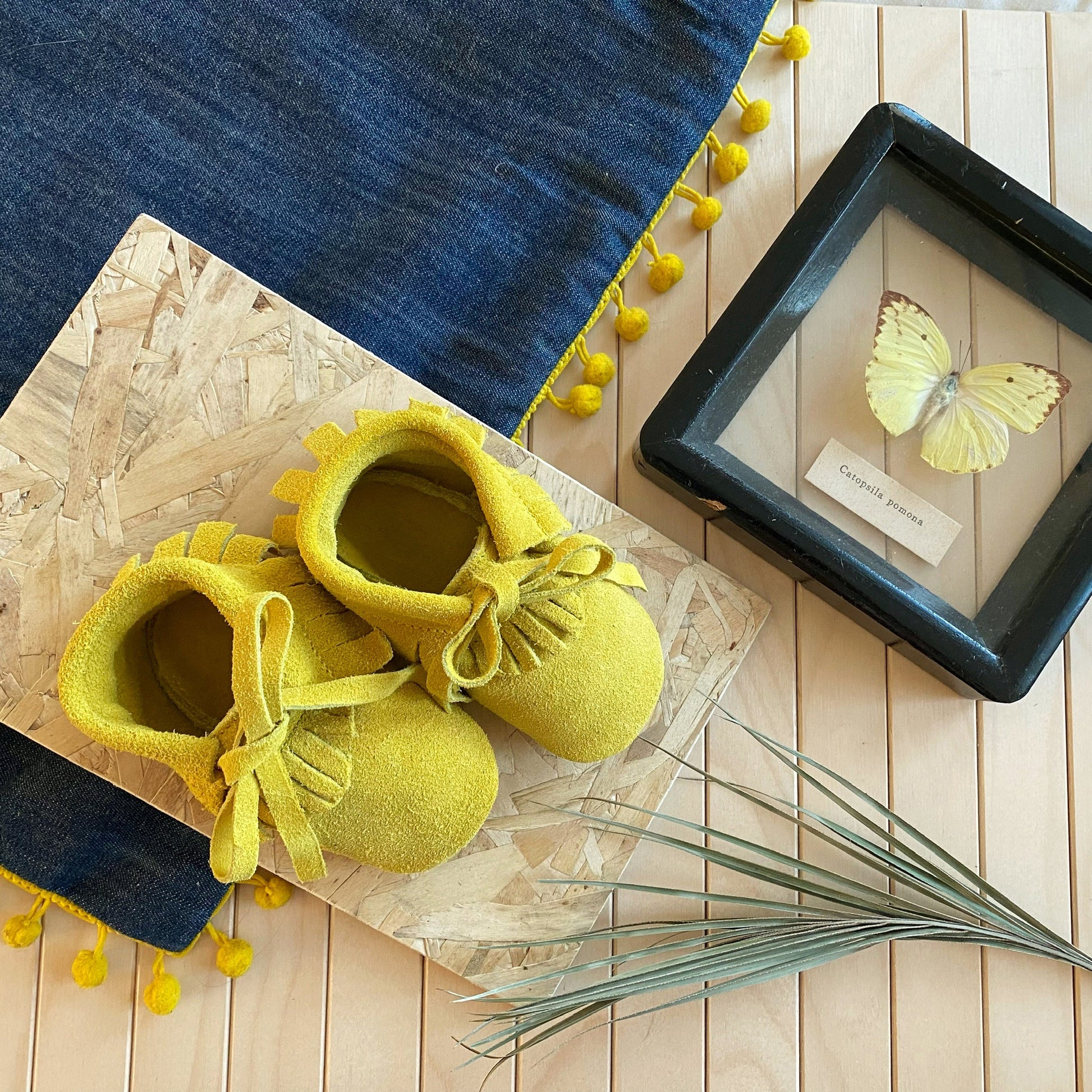 baby moccasins geel ibiza style van suede moods